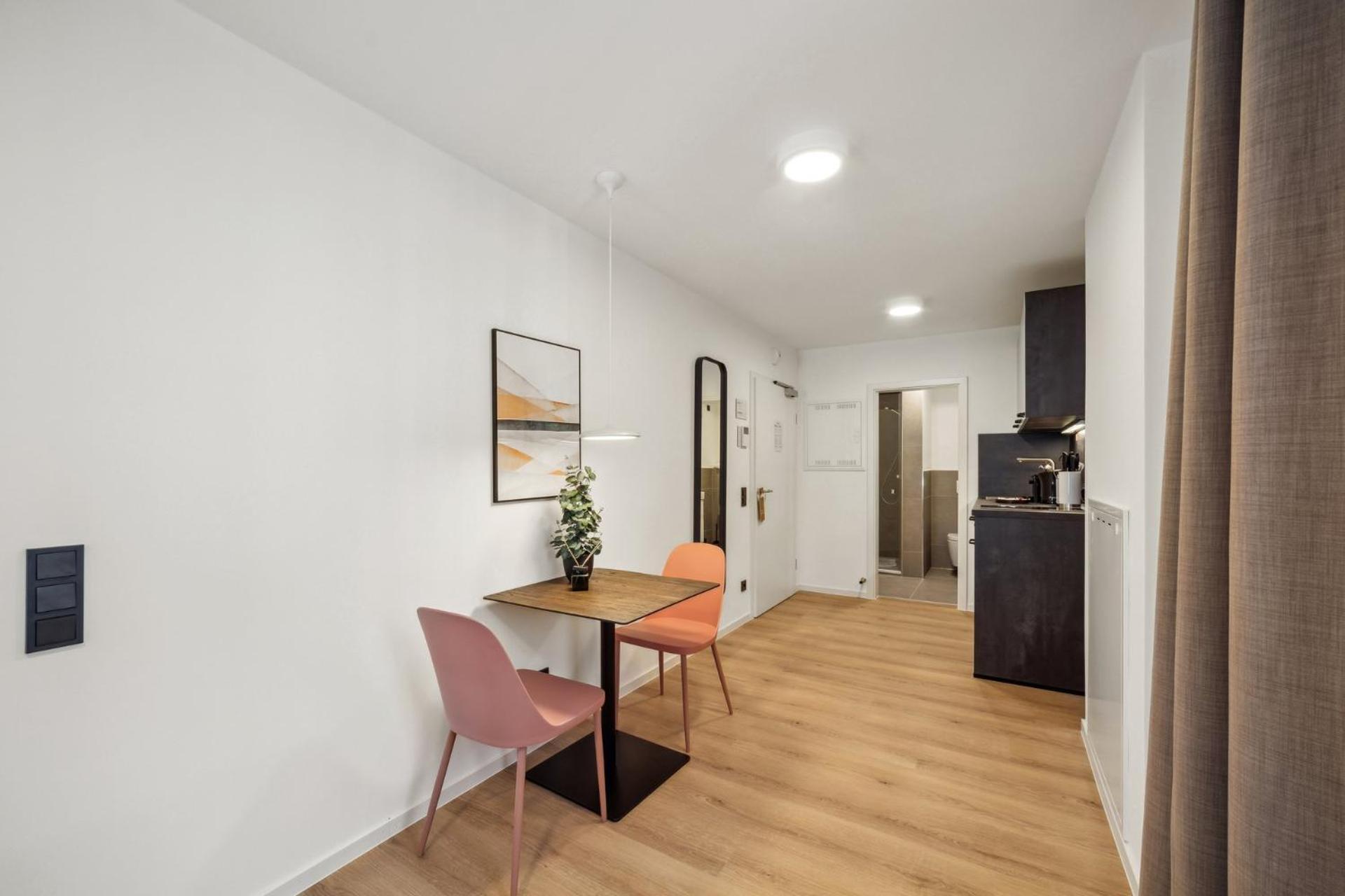 Limehome Nuremberg Celtisplatz Room photo