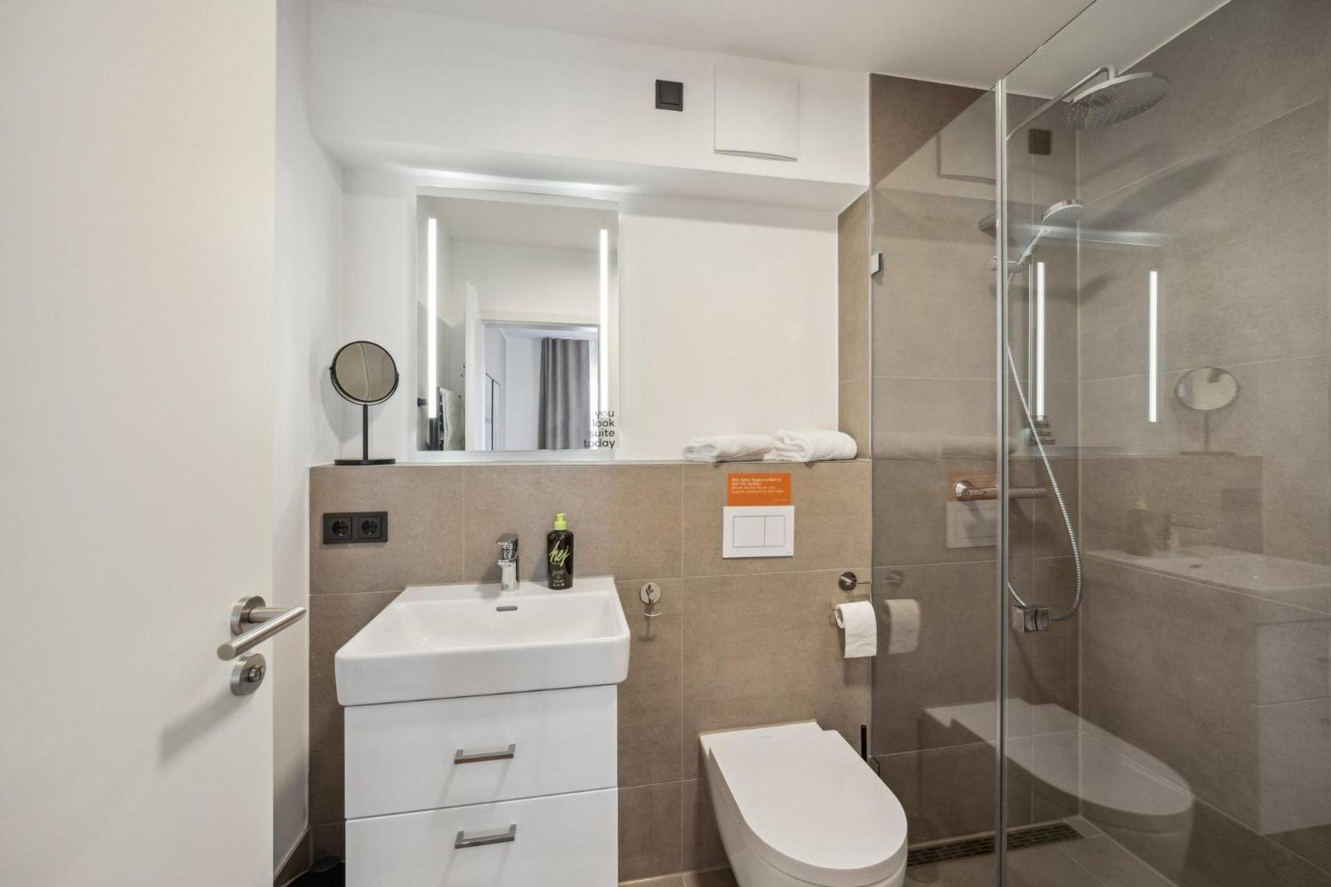 Limehome Nuremberg Celtisplatz Room photo